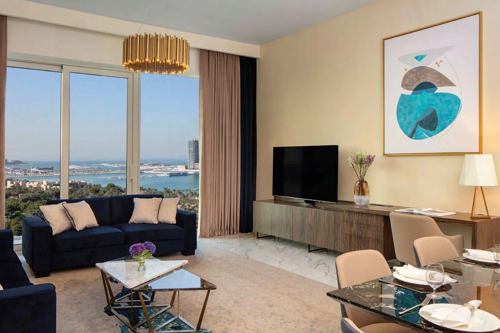 Avani Palm View Dubai Hotel & Suites