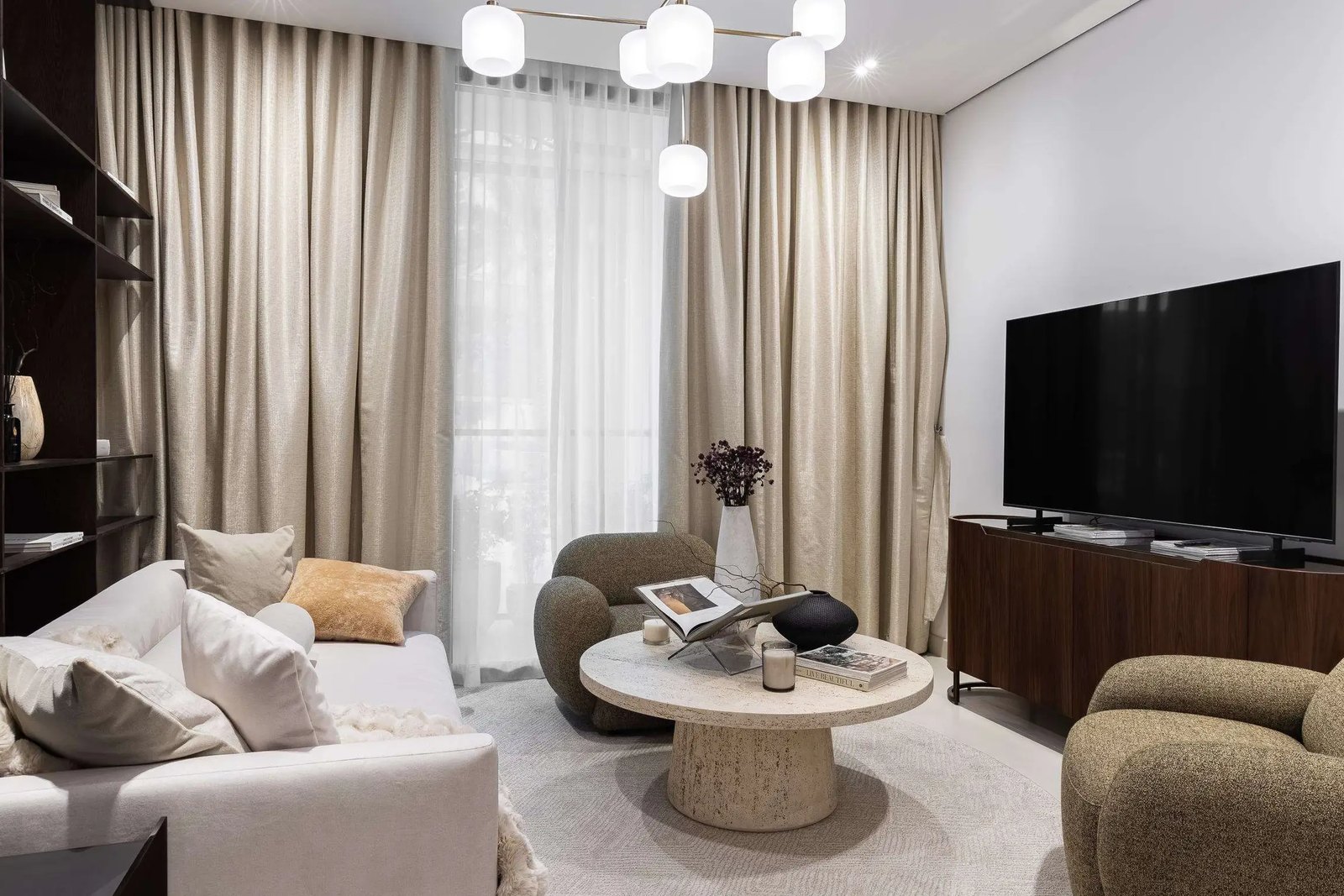 EVERGR1N House 2