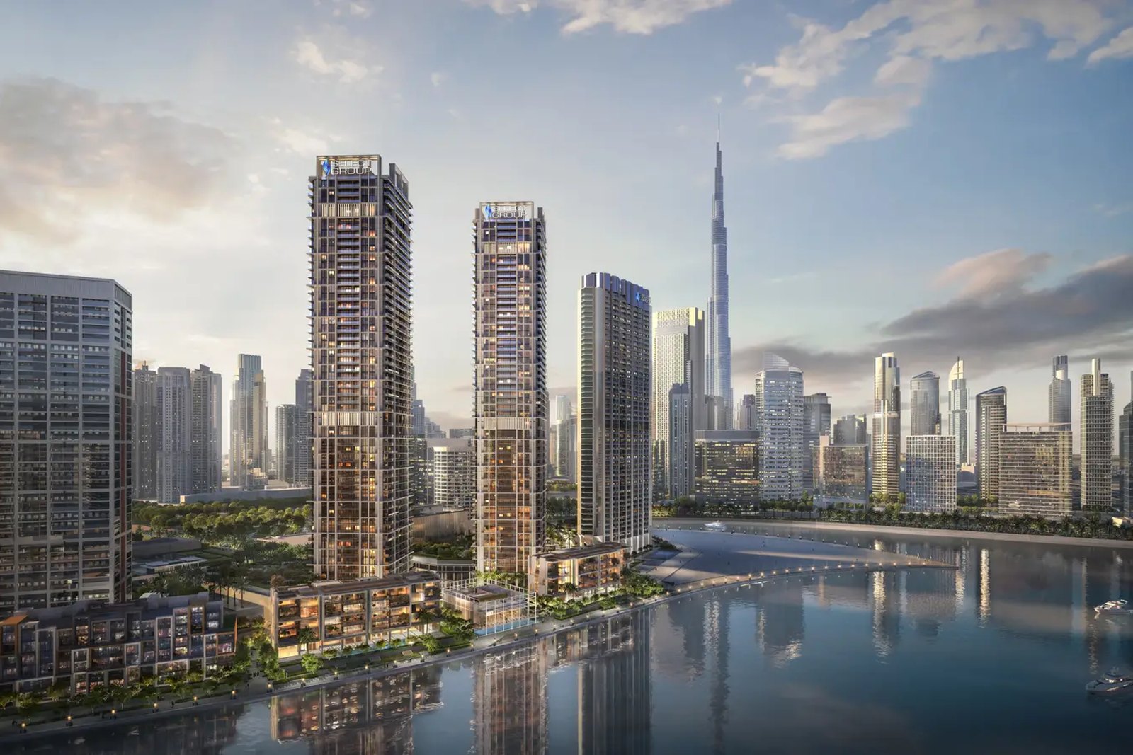 Peninsula Four, The Plaza